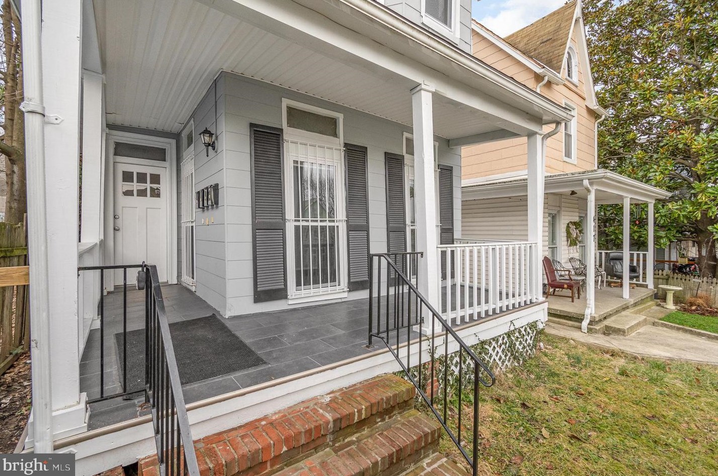 419 31st St, Baltimore MD  21218-3409 exterior