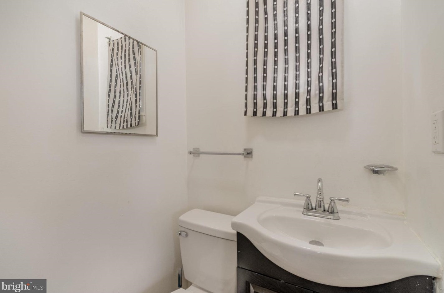 419 31 St, Baltimore MD  21218-3409 exterior