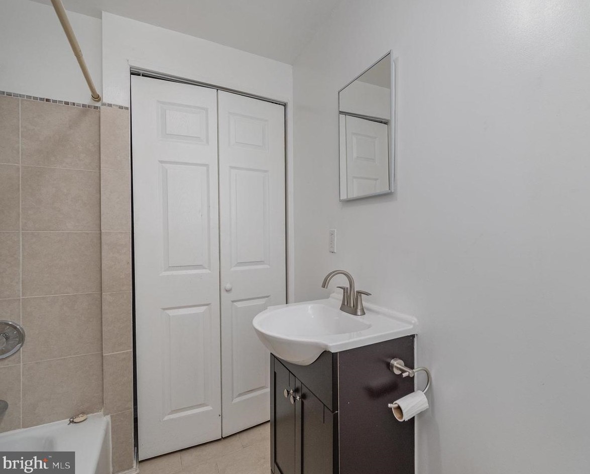 419 31 St, Baltimore MD  21218-3409 exterior