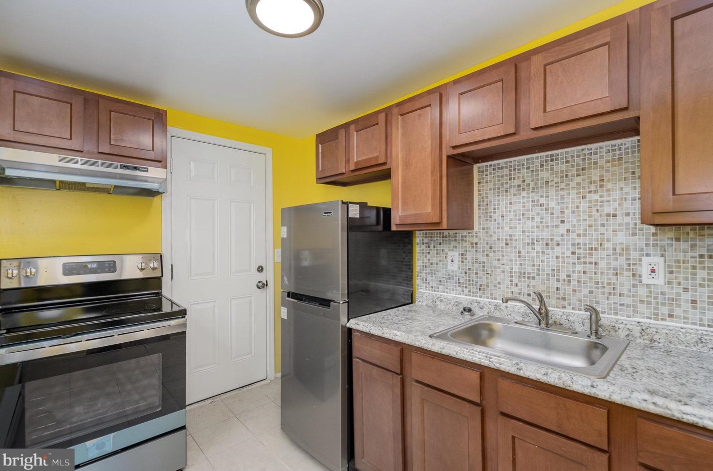 419 31 St, Baltimore MD  21218-3409 exterior