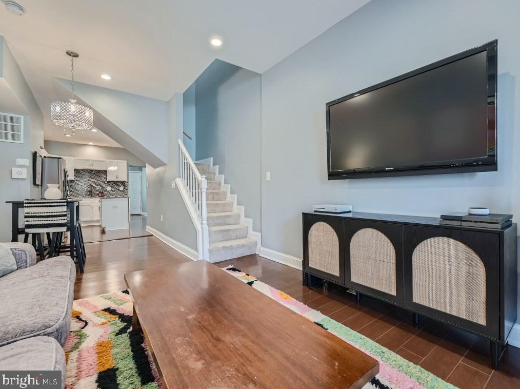 1333 James St, Baltimore MD  21223-3619 exterior