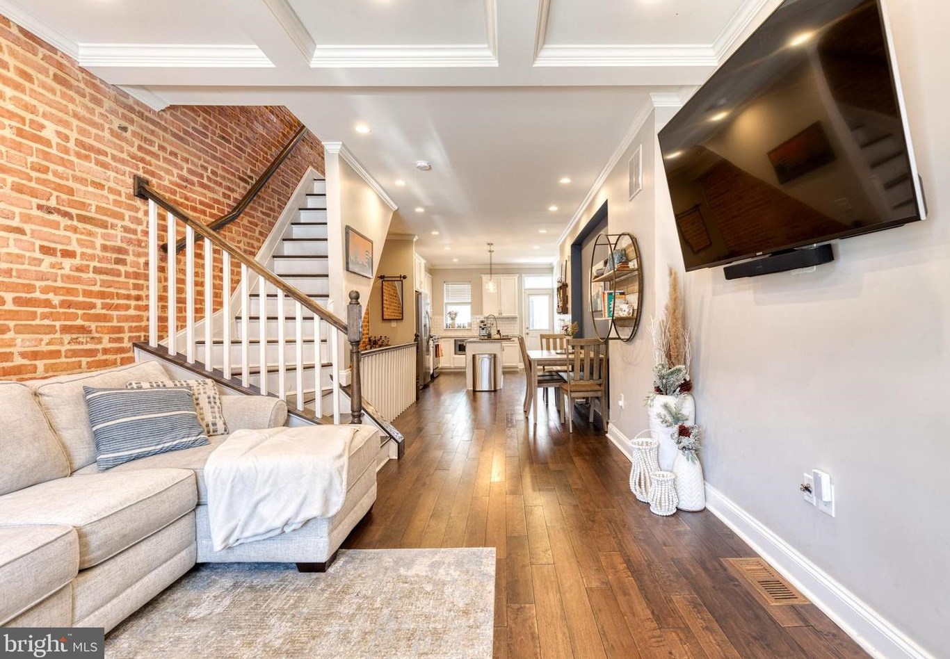 511 Kenwood Ave, Baltimore MD  21205-2626 exterior
