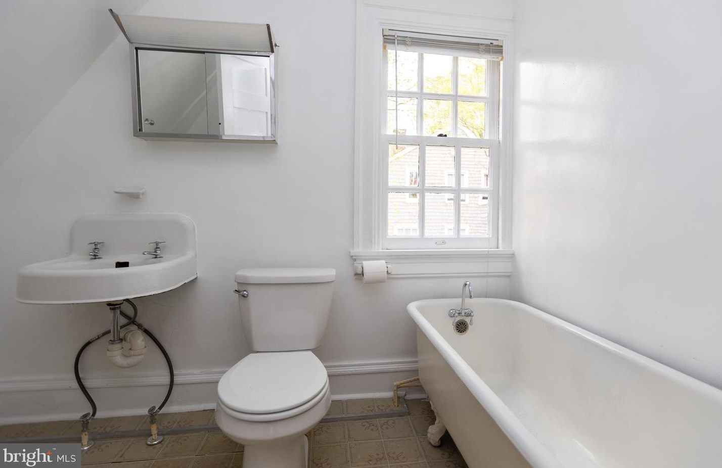 103 Edgevale Rd, Baltimore MD  21210-2106 exterior