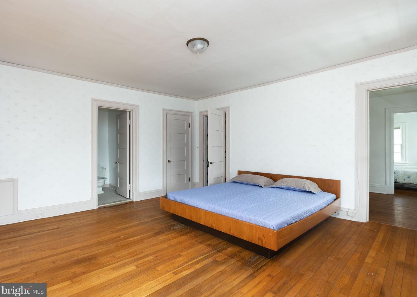 103 Edgevale Rd, Baltimore MD  21210-2106 exterior