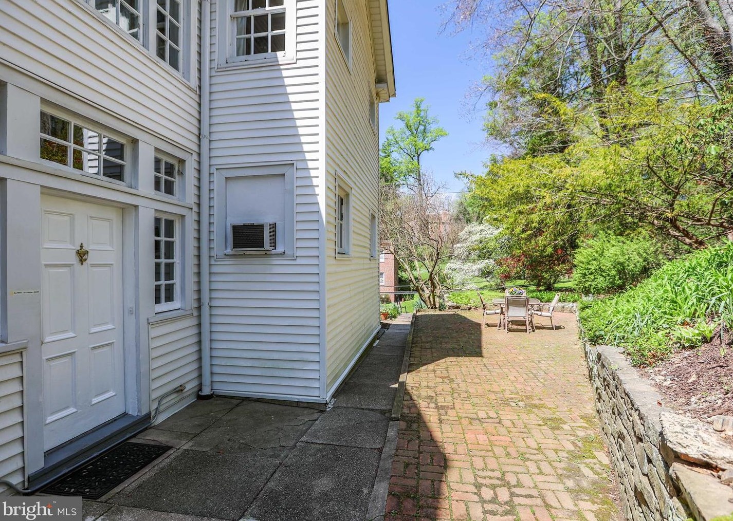 103 Edgevale Rd, Baltimore MD  21210-2106 exterior