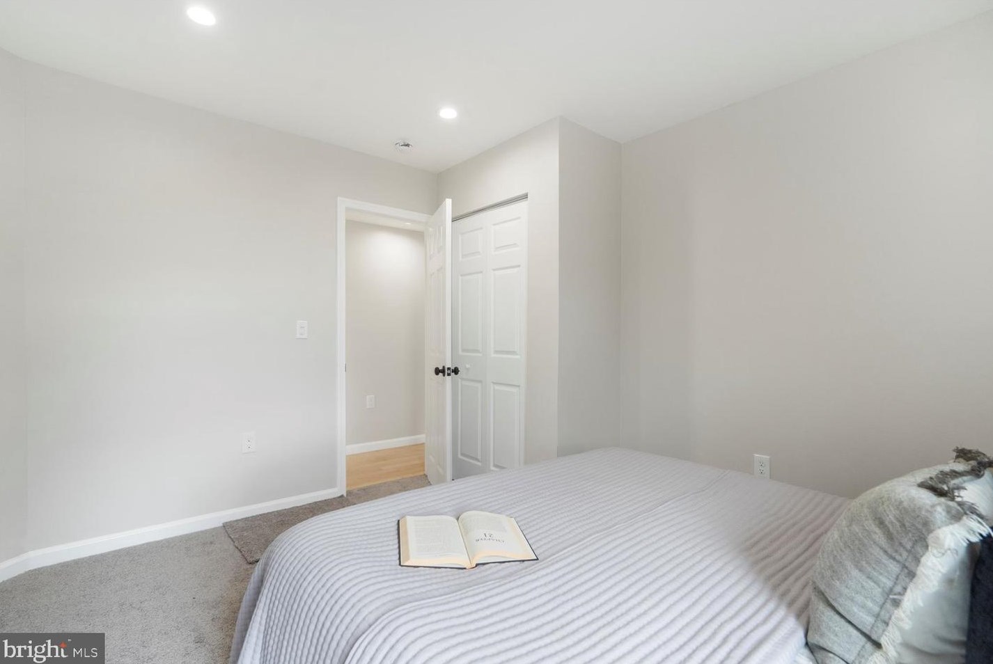700 Beaumont Ave, Baltimore MD  21212-4312 exterior