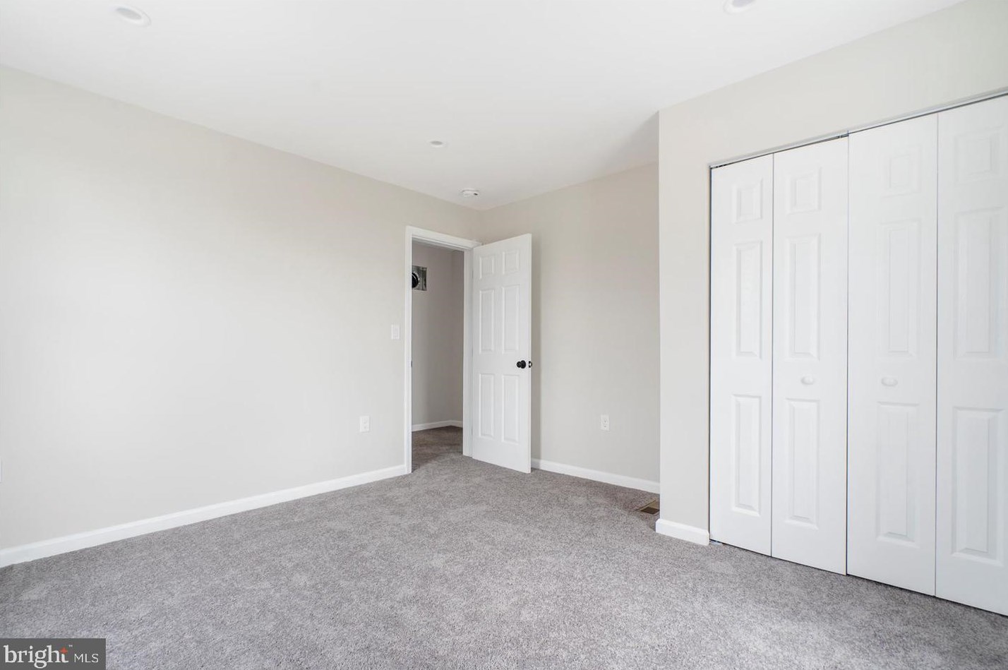 700 Beaumont Ave, Baltimore MD  21212-4312 exterior