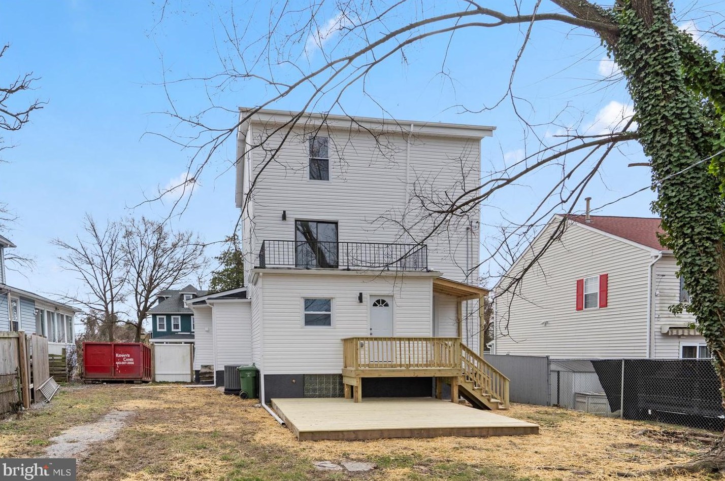 700 Beaumont Ave, Baltimore MD  21212-4312 exterior
