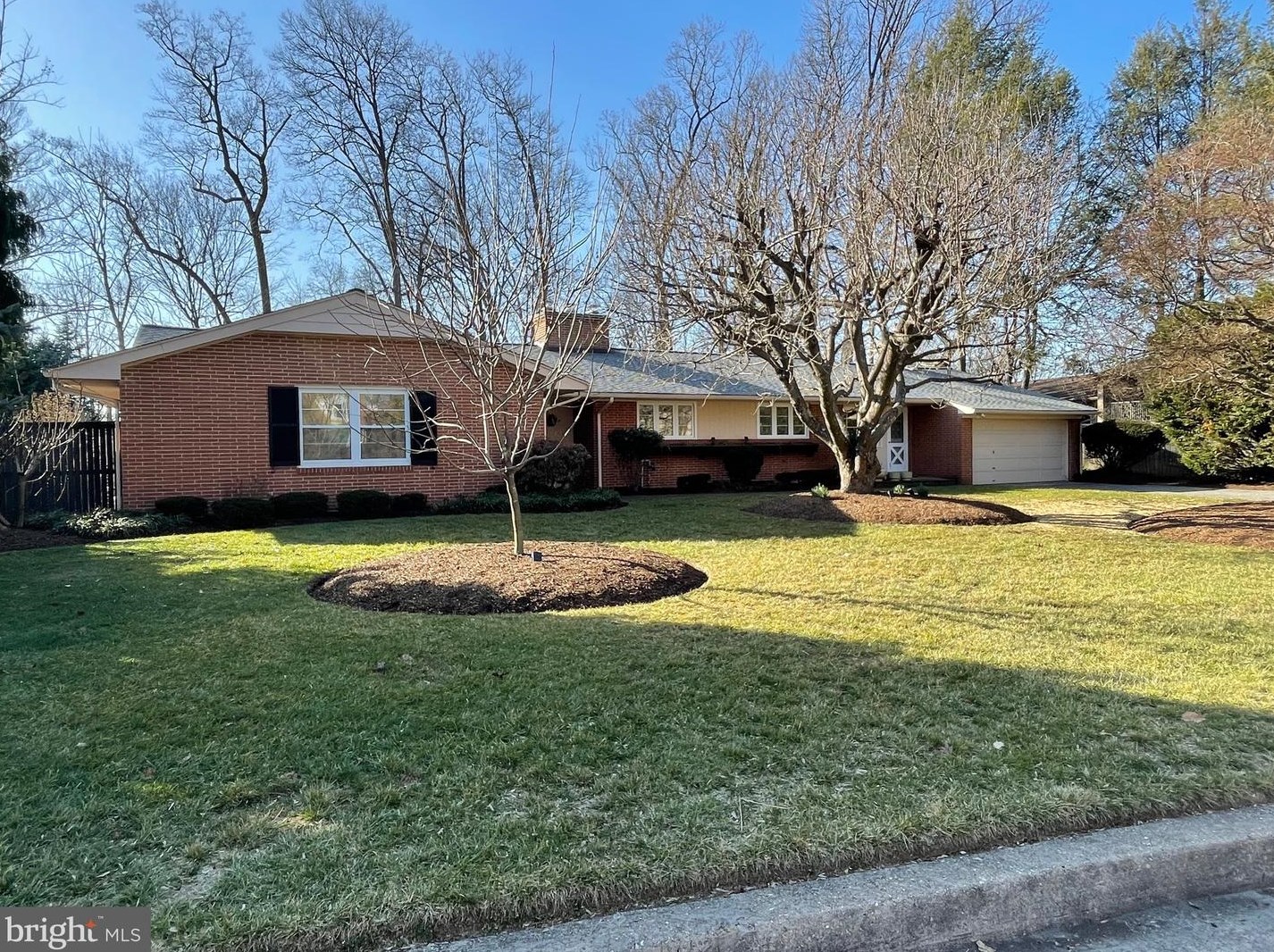 6004 Hunt Club Ln, Baltimore, MD 21210-1302