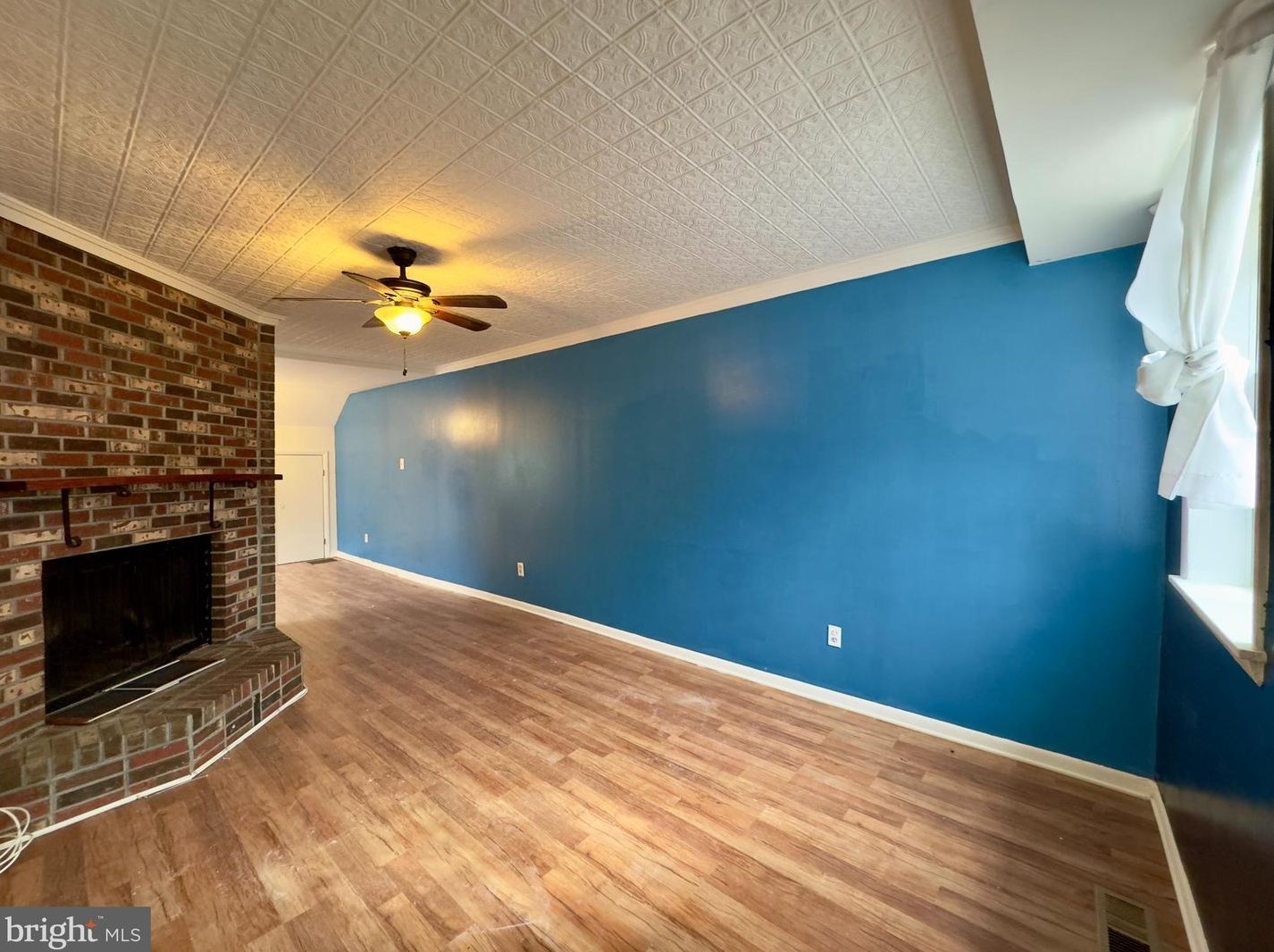 678 Melvin Dr, Baltimore, MD 21230