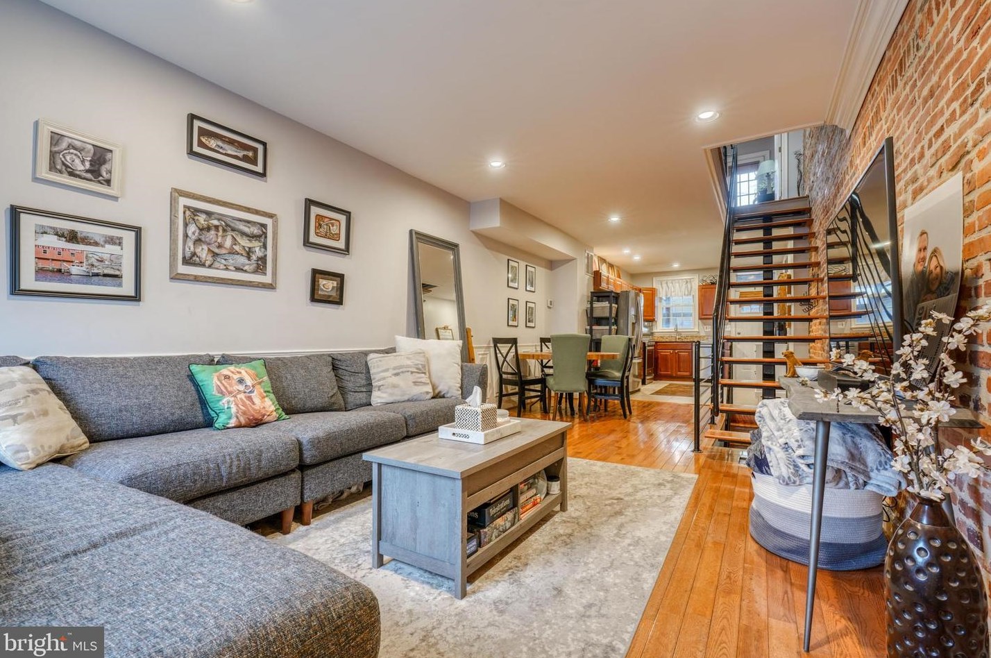 617 Robinson St, Baltimore MD  21205-2845 exterior