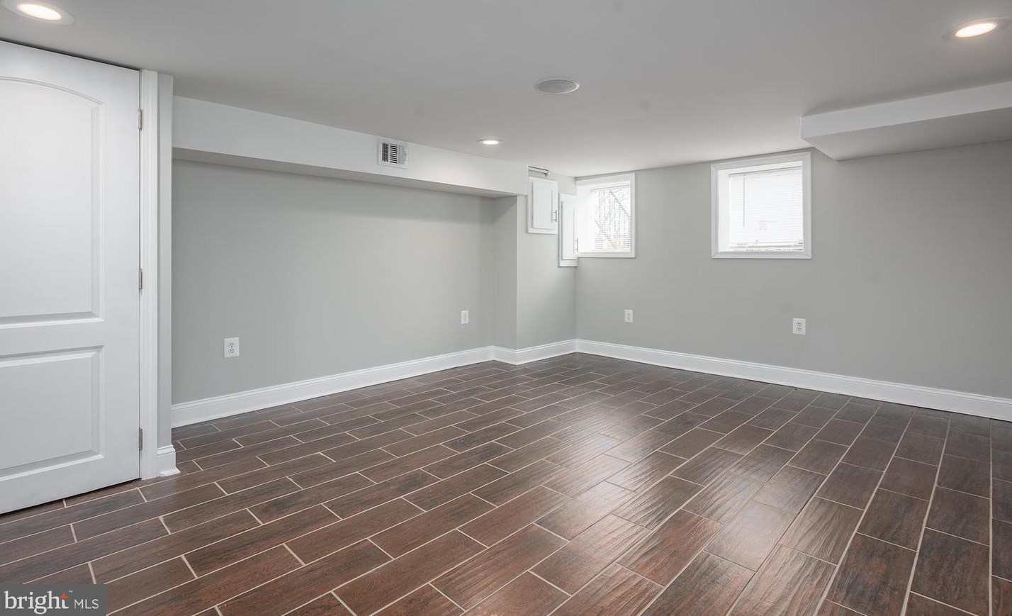 442 23rd St, Baltimore MD  21211-3205 exterior