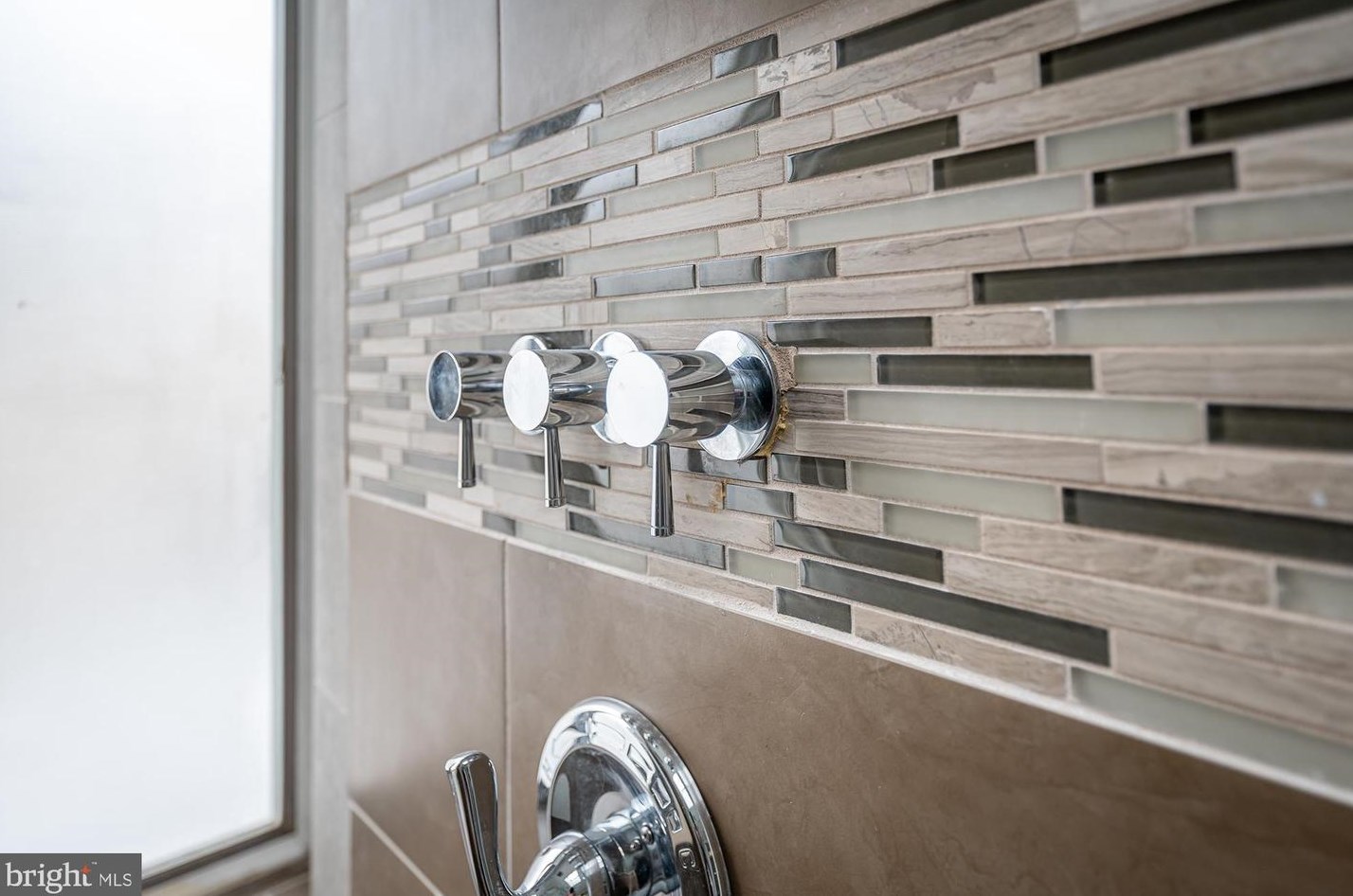 442 23rd St, Baltimore MD  21211-3205 exterior