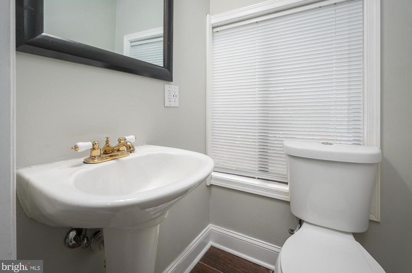 442 23rd St, Baltimore MD  21211-3205 exterior