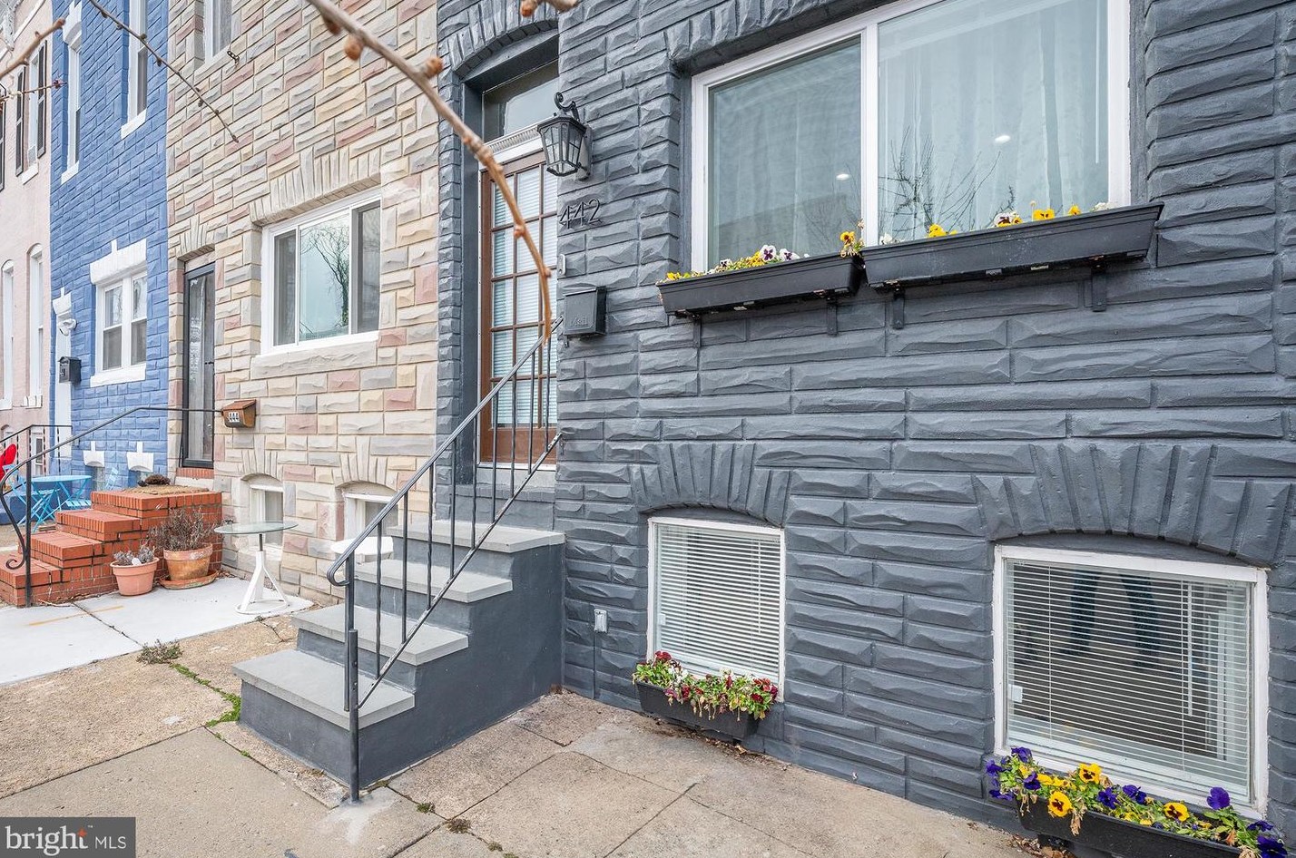 442 23rd St, Baltimore MD  21211-3205 exterior