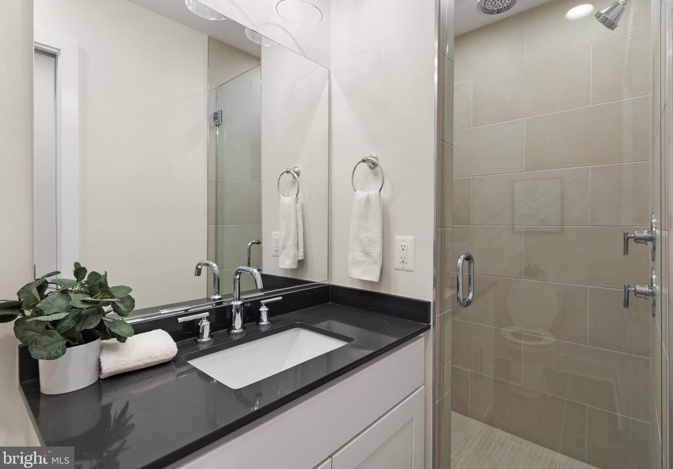 820 Belnord Ave, Baltimore MD  21205-1710 exterior