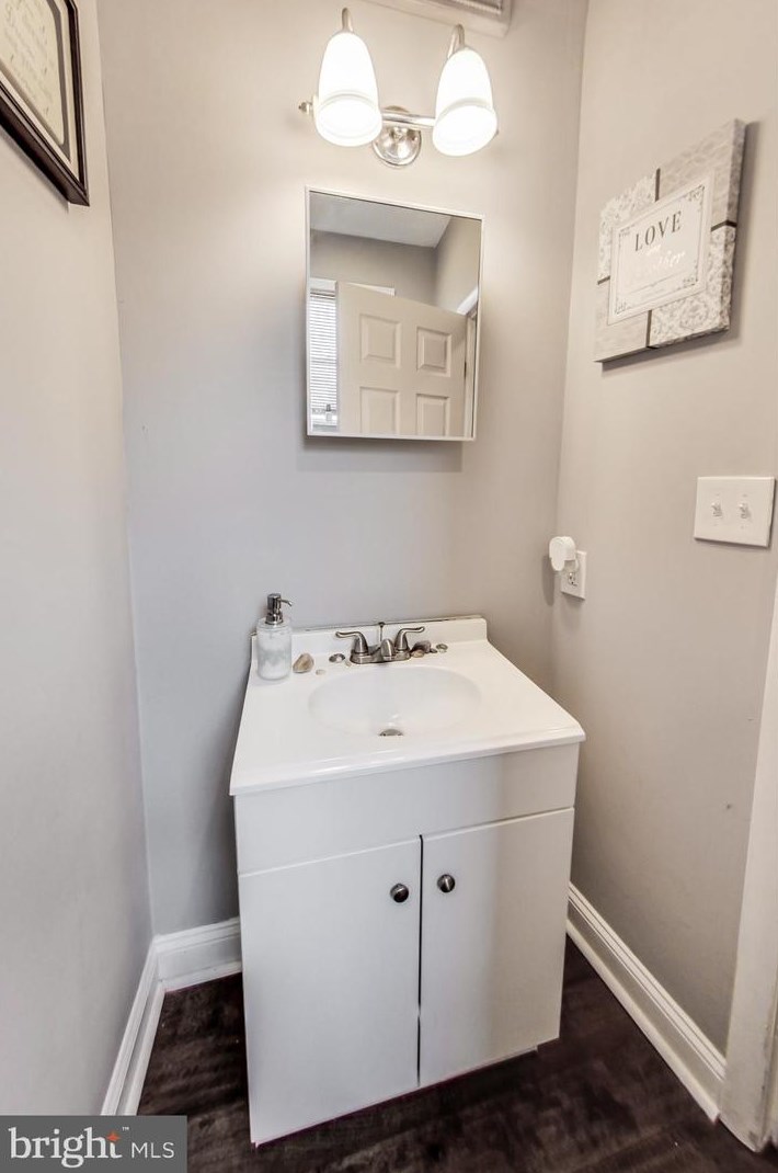 5109 Benton Heights Ave, Baltimore MD  21206-5052 exterior