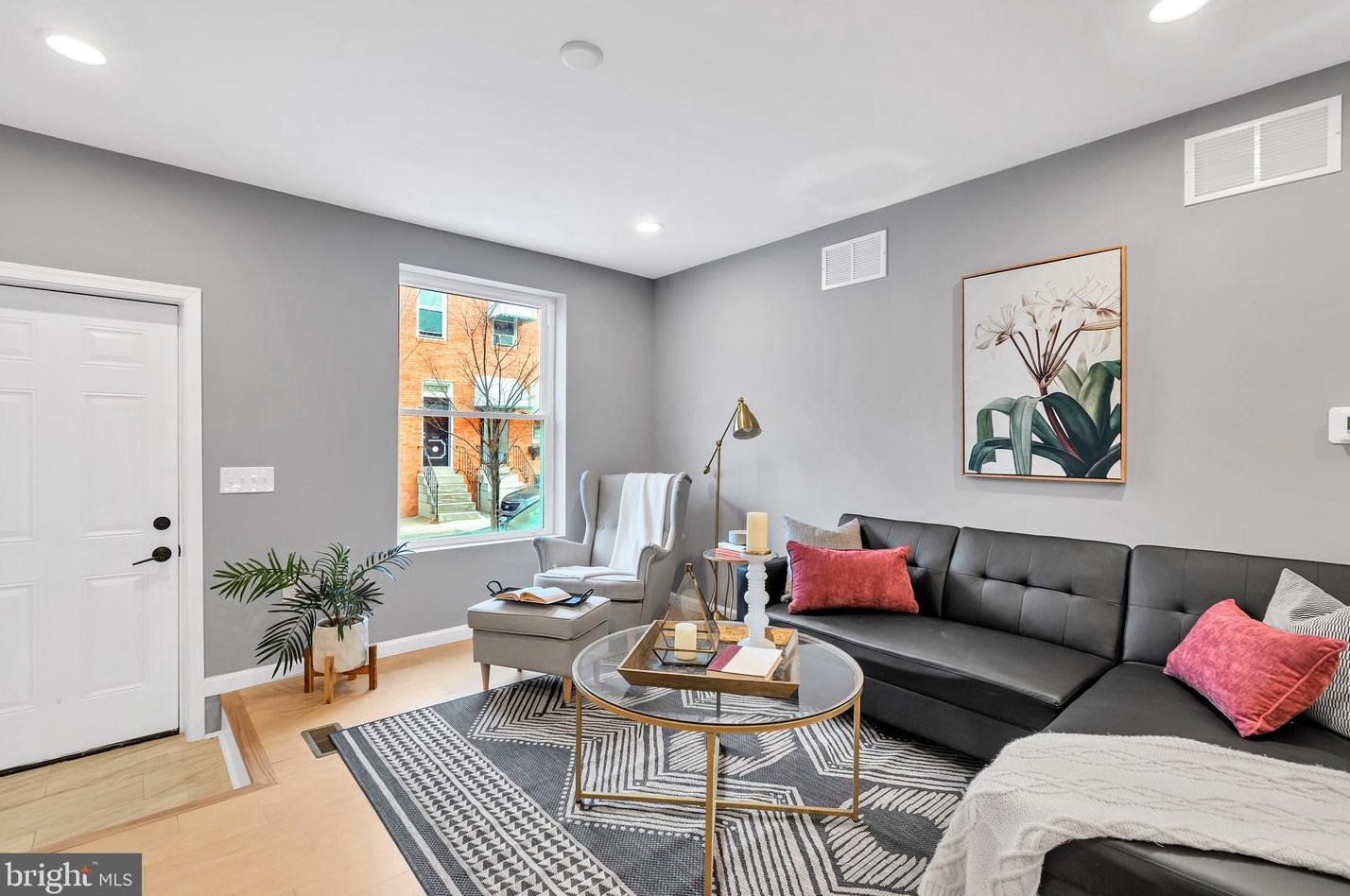 2731 Mura St, Baltimore MD  21213-3812 exterior