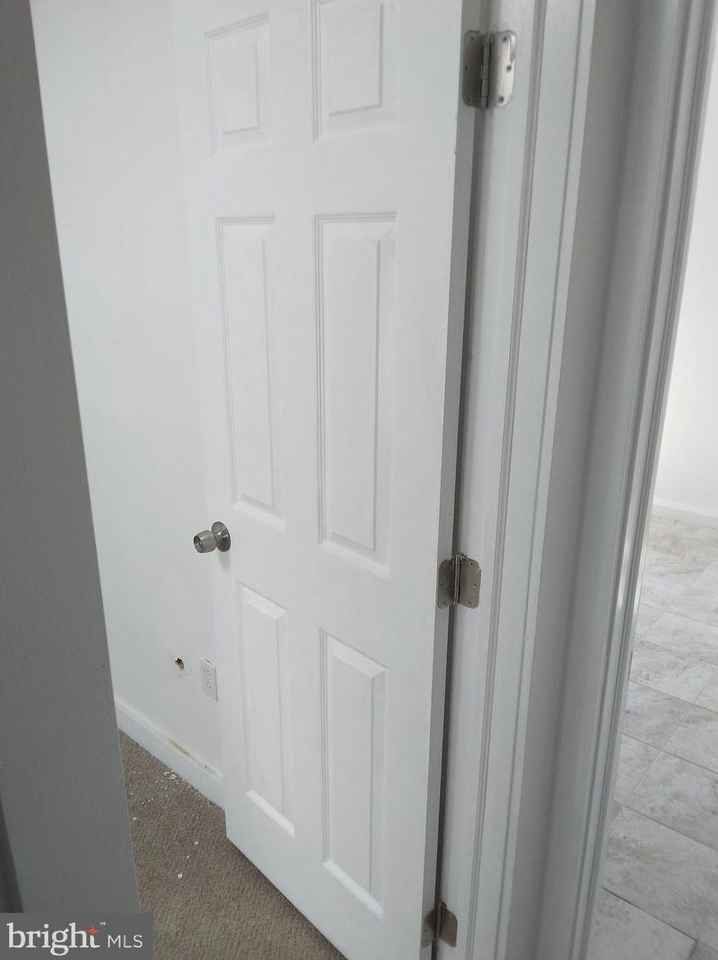 1827 Eagle St, Baltimore, MD 21223-3418