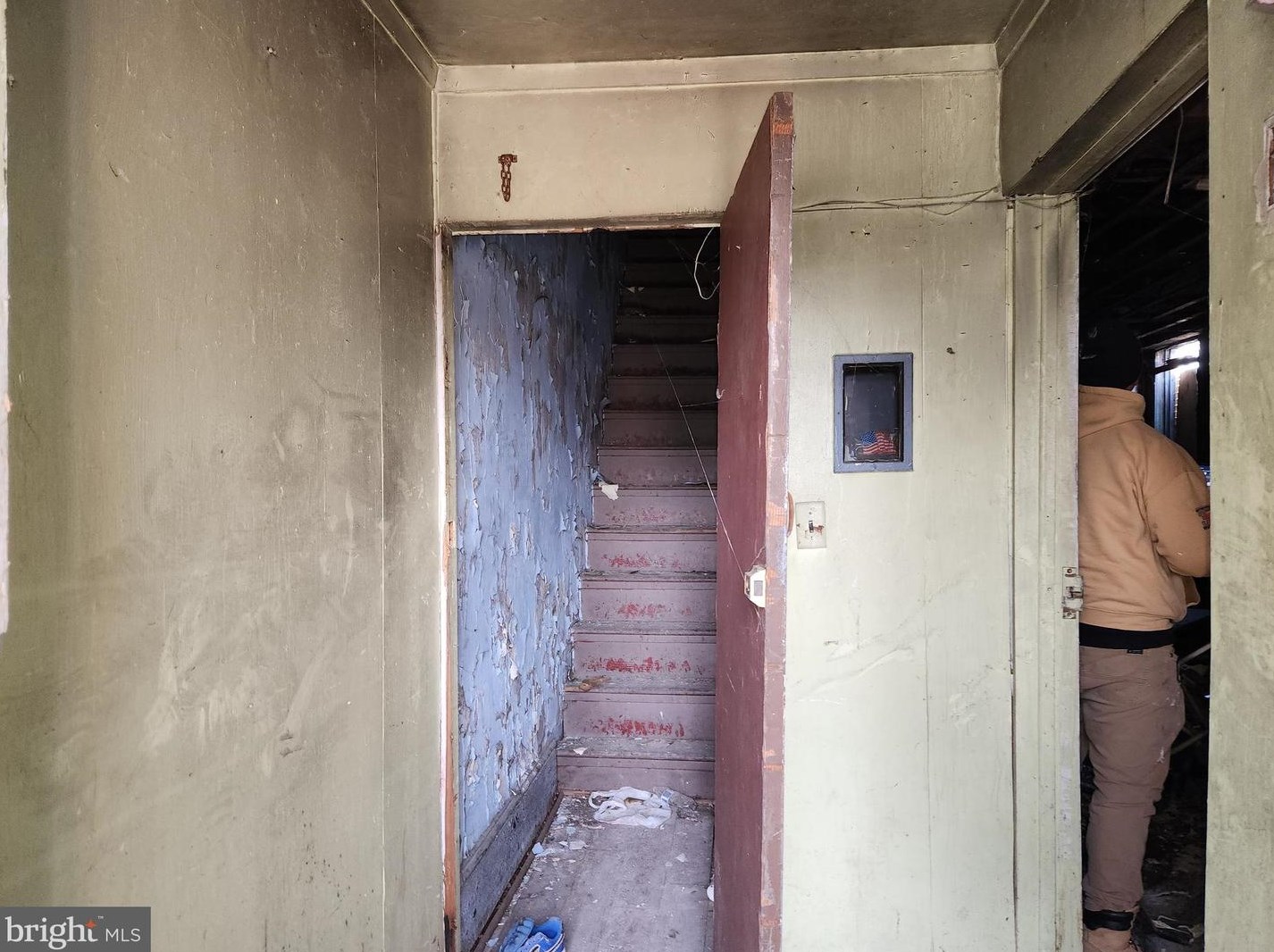 622 Dolphin St, Baltimore, MD 21217