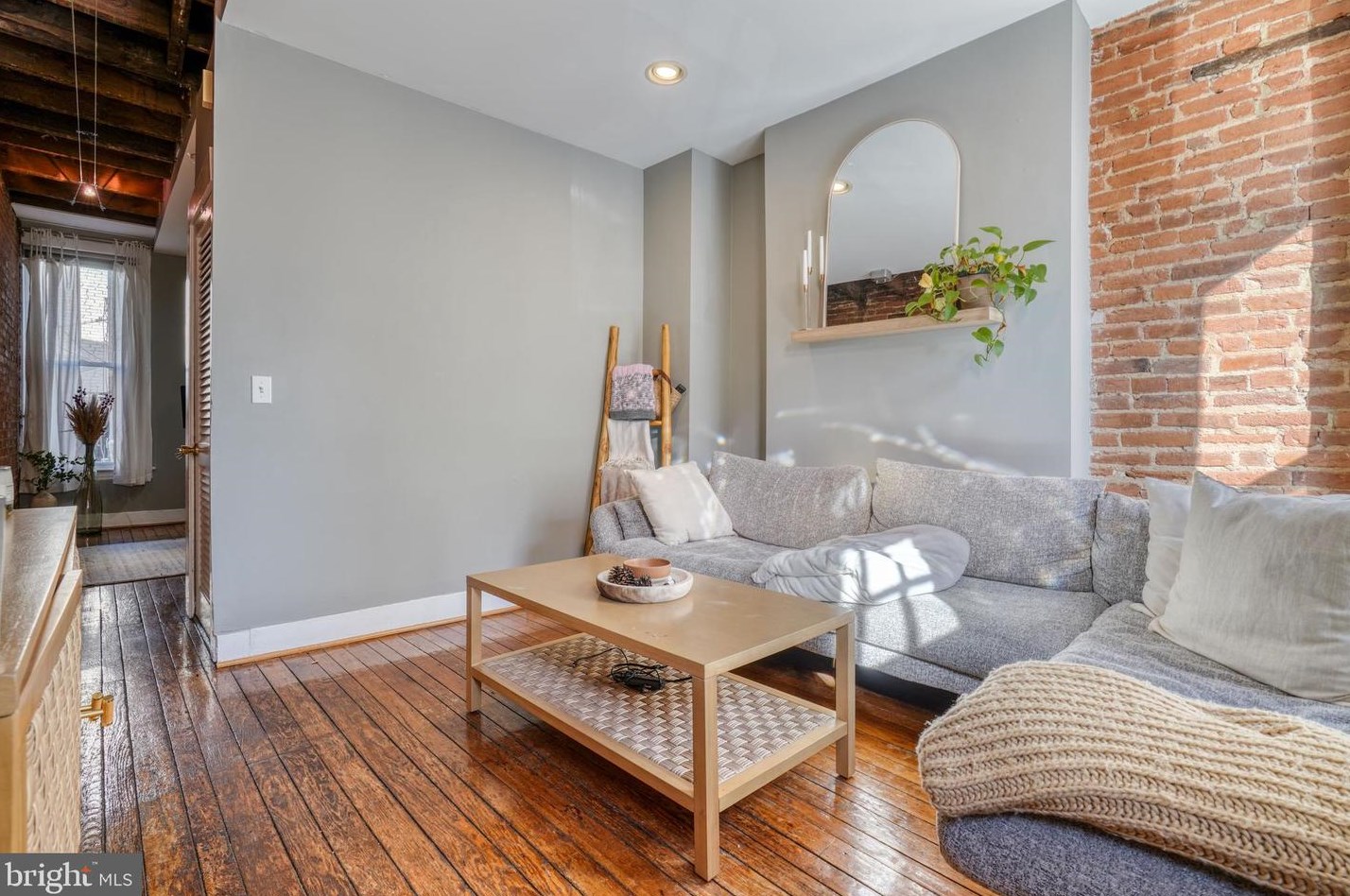 20 E Gittings St, Baltimore, MD 21230