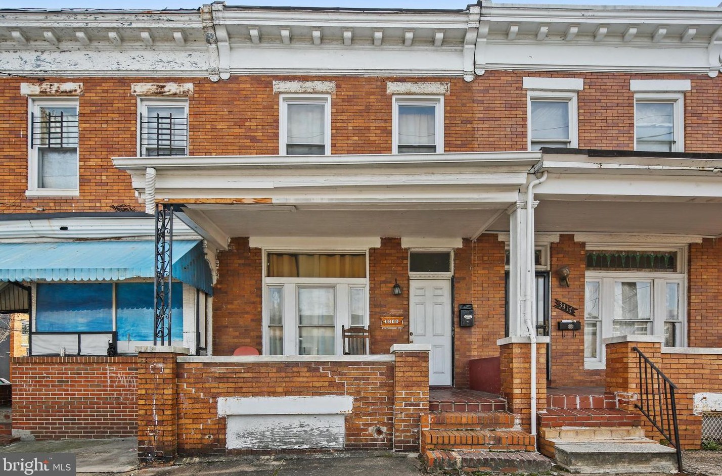 3319 Monument St, Baltimore, MD 21205-2823