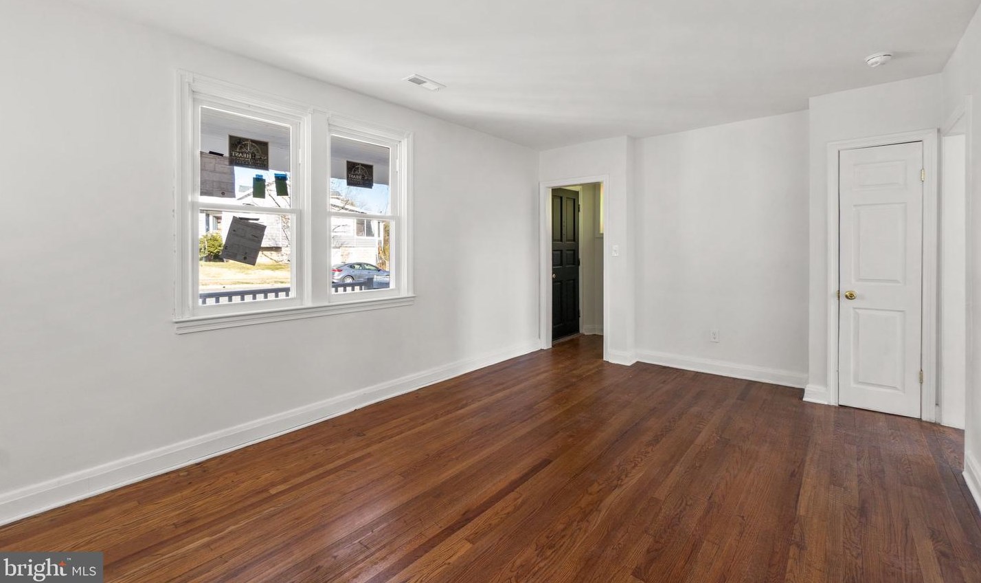 2701 Beechland Ave, Baltimore, MD 21214-1749