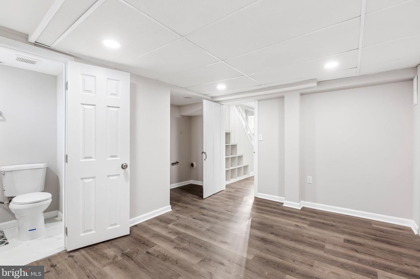 5903 Leith Walk, Baltimore MD  21239-2221 exterior