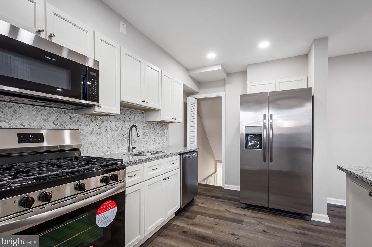 5903 Leith Walk, Baltimore MD  21239-2221 exterior