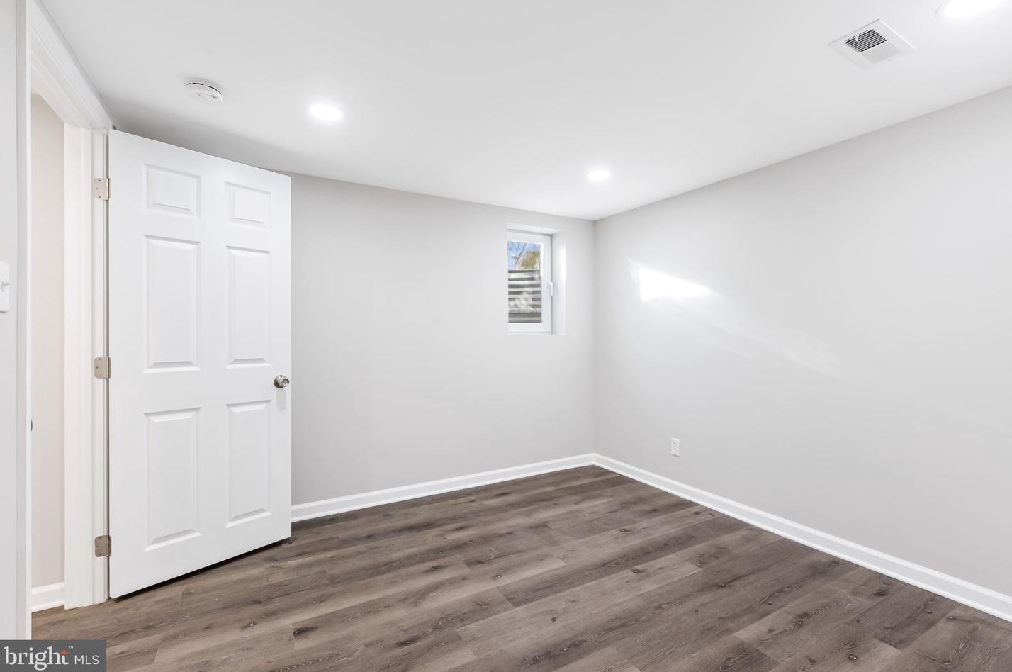 5903 Leith Walk, Baltimore MD  21239-2221 exterior