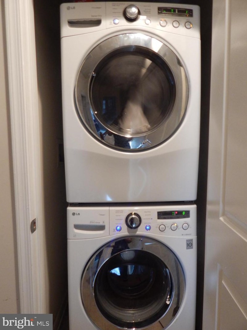 709 Macon St, Baltimore MD  21224-4433 exterior