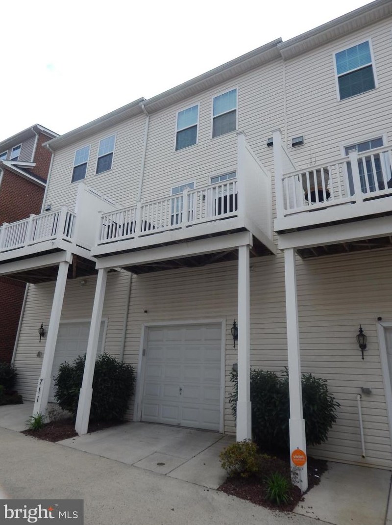 709 Macon St, Baltimore MD  21224-4433 exterior