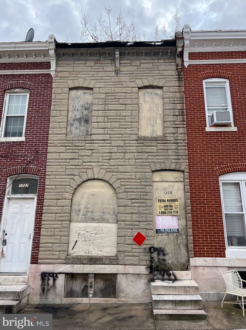 1725 E Lafayette Ave, Baltimore, MD 21213