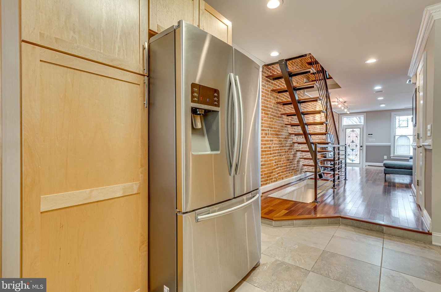 509 Fort Ave, Baltimore MD  21230-4752 exterior