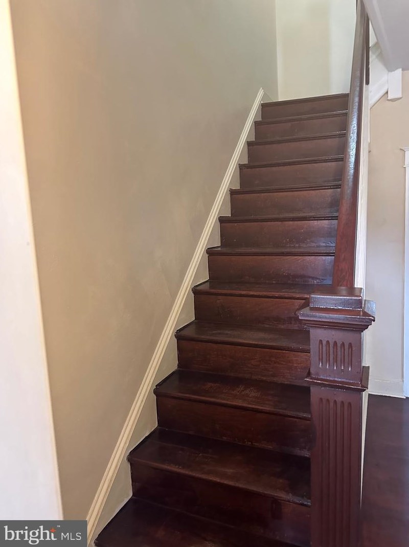9 S Wickham Rd, Baltimore, MD 21229