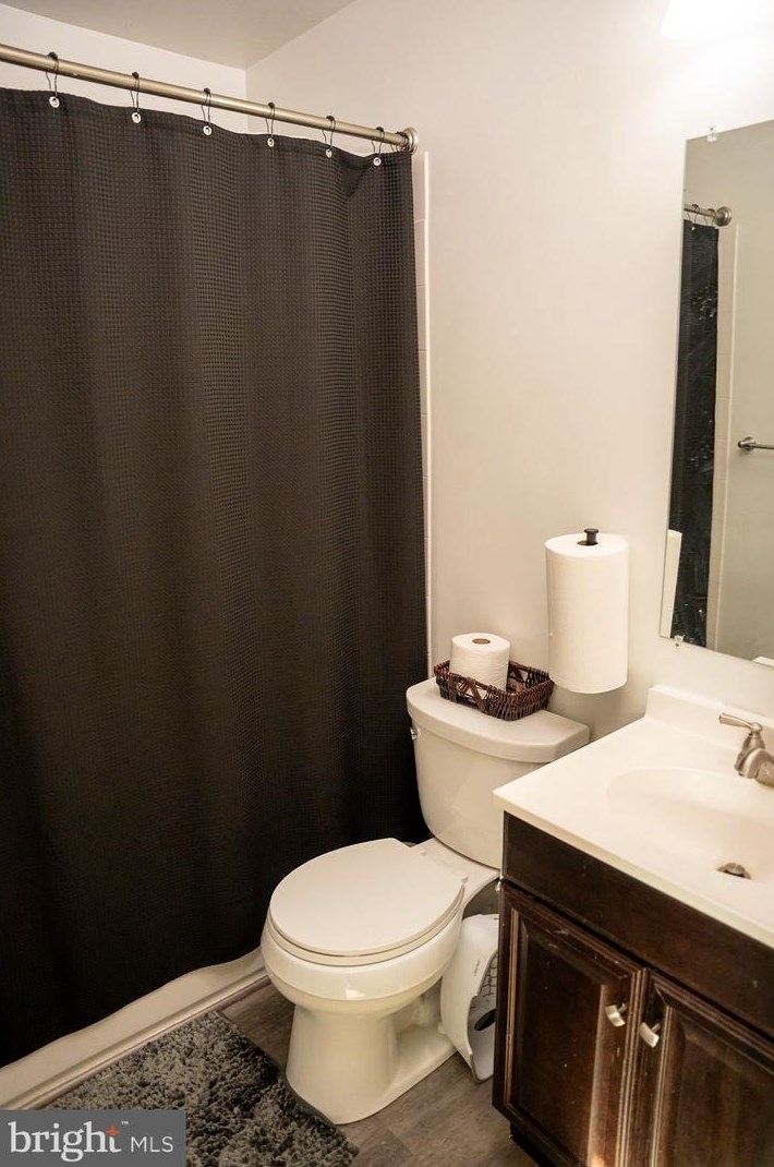 3930 Fernhill Ave, Baltimore MD  21215-5621 exterior