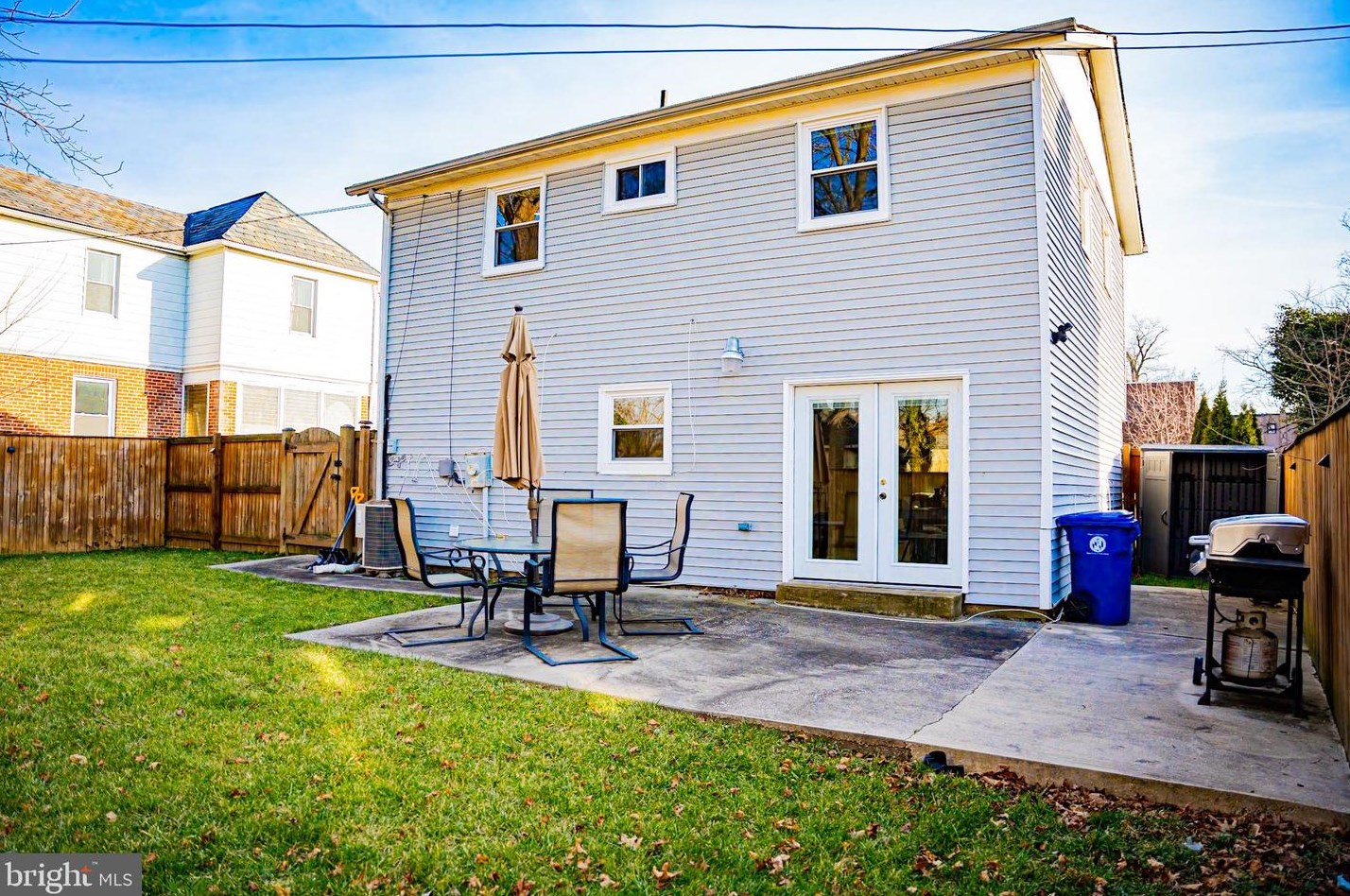 3930 Fernhill Ave, Baltimore MD  21215-5621 exterior