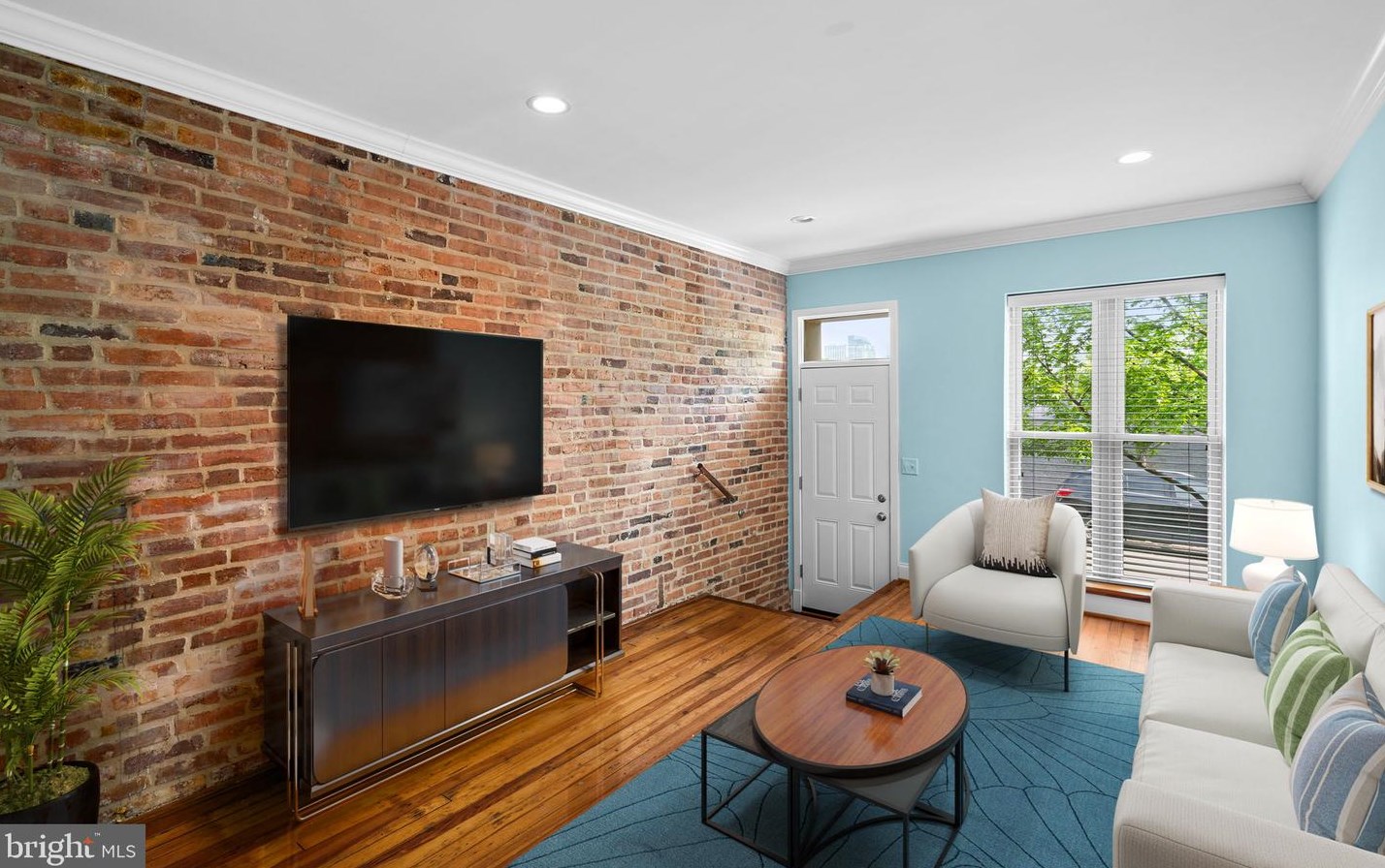 733 Harvey St, Baltimore MD  21230-5114 exterior