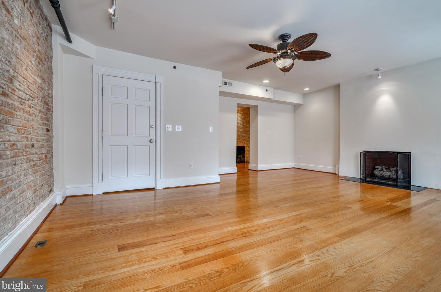 509 Cathedral St #d, Baltimore, MD 21201