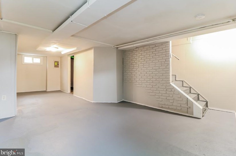 36 Athol Ave, Baltimore MD  21229-2827 exterior