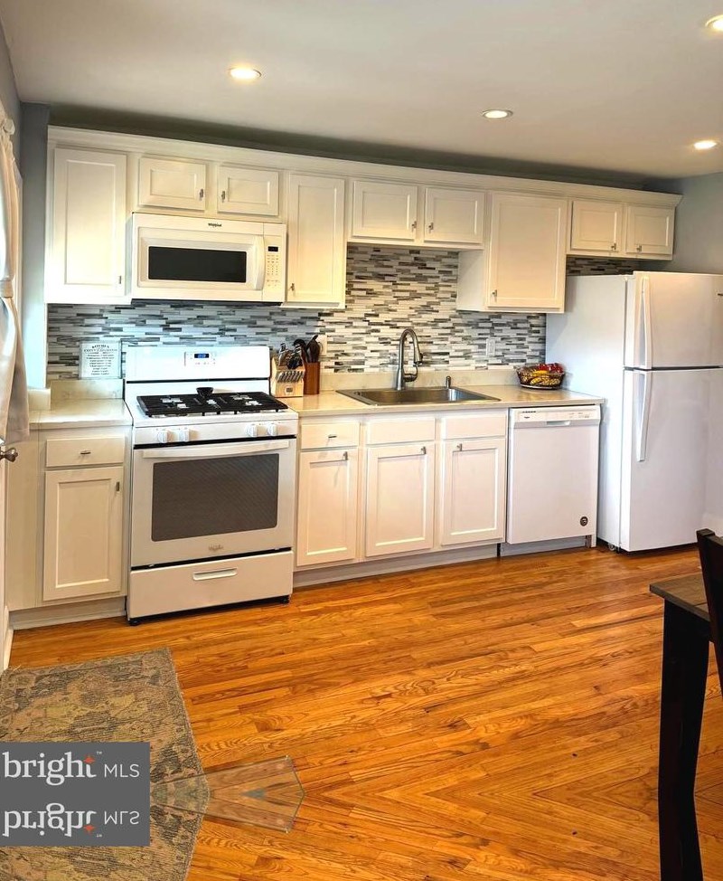 4303 Eldone Rd, Baltimore MD  21229-4511 exterior