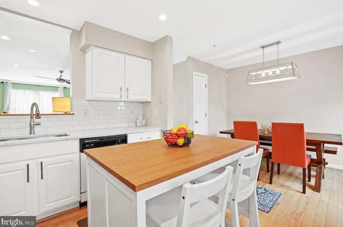 5217 Tabard Ct, Baltimore MD  21212-4144 exterior