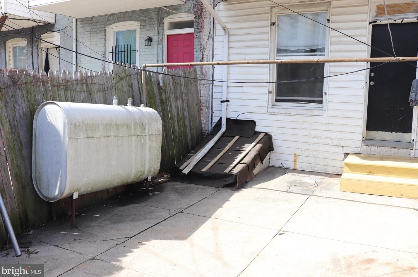 827 Kenwood Ave, Baltimore MD  21205-1715 exterior
