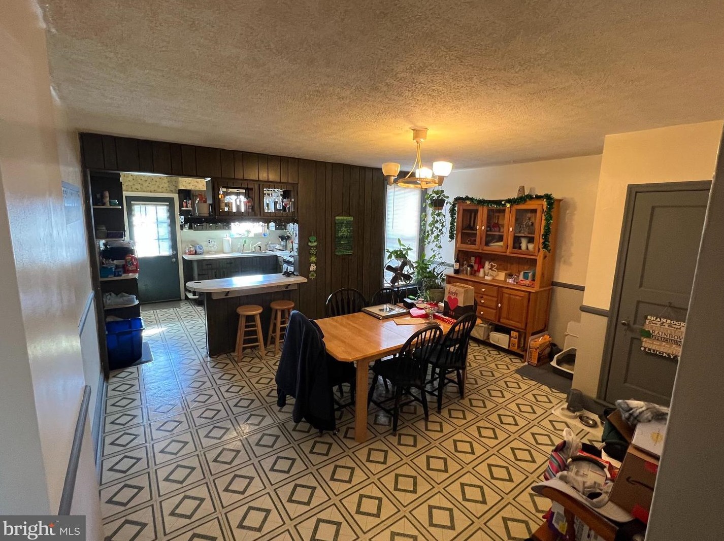 439 Gusryan St, Baltimore, MD 21224-2920