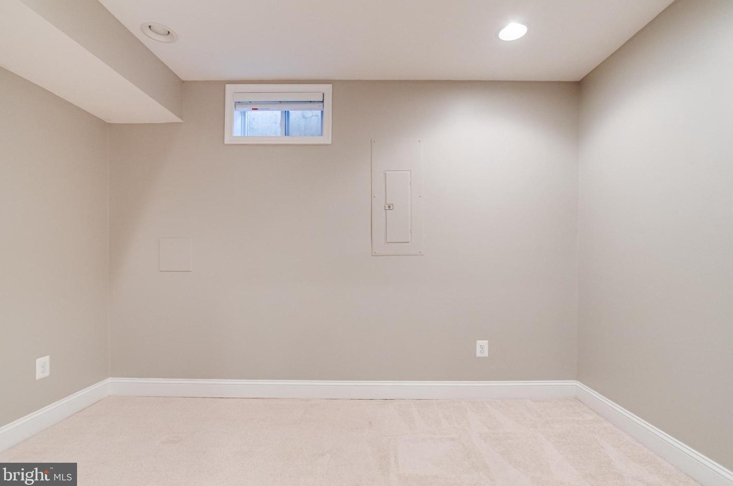 207 Bouldin St, Baltimore MD  21224-2316 exterior