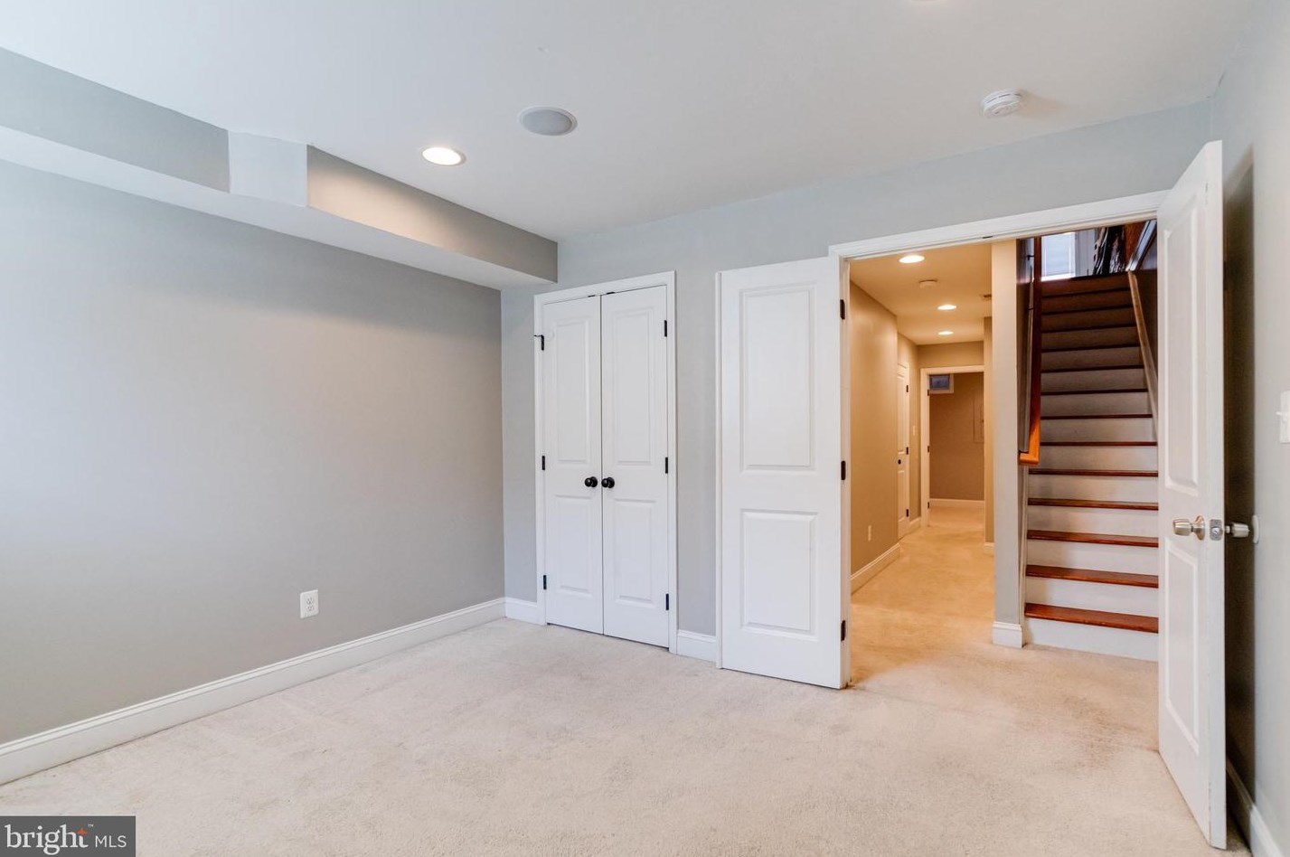 207 Bouldin St, Baltimore MD  21224-2316 exterior