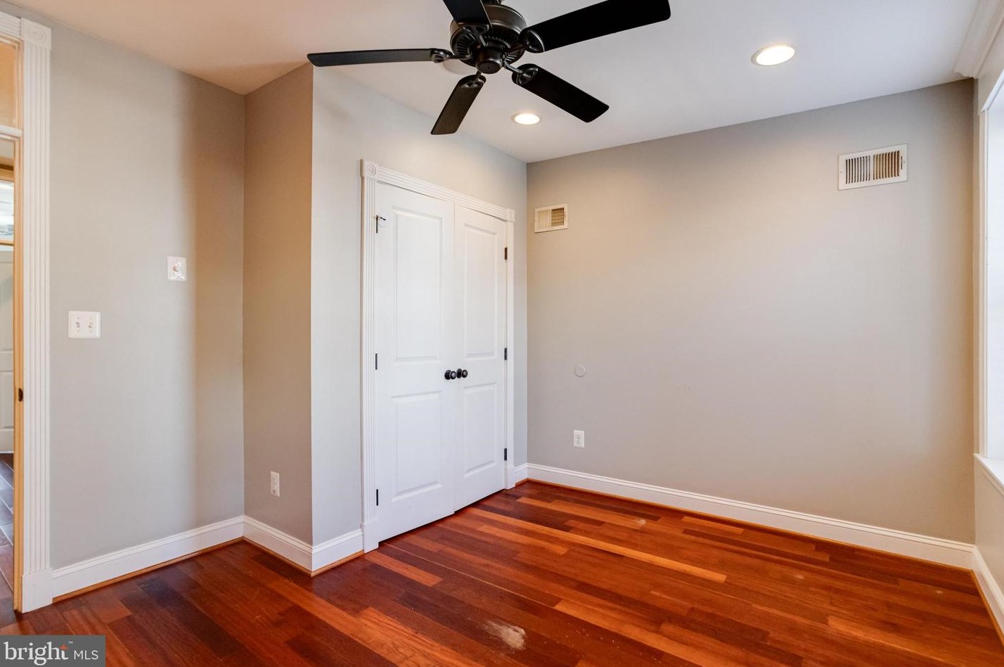 207 Bouldin St, Baltimore MD  21224-2316 exterior