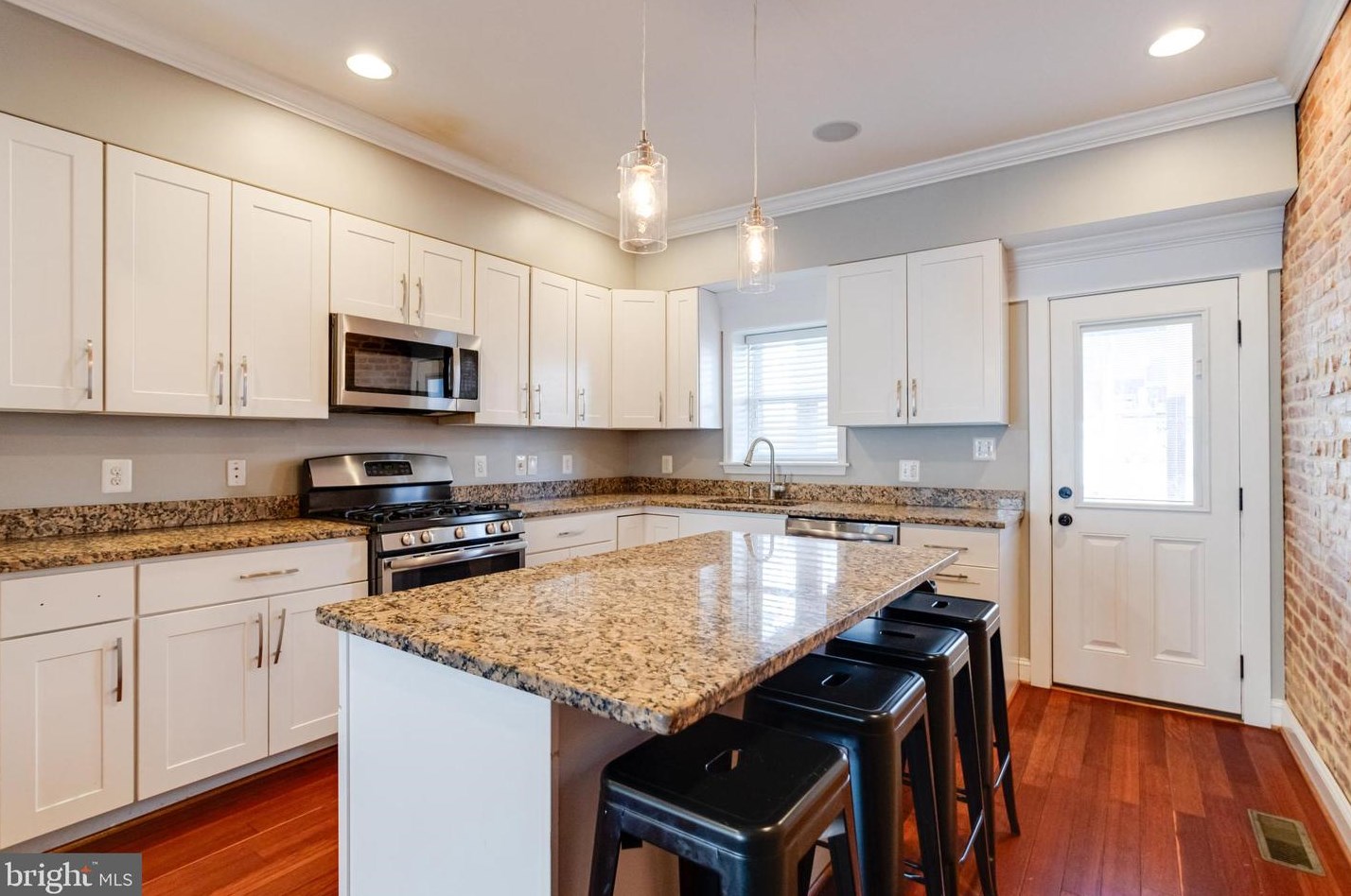 207 Bouldin St, Baltimore MD  21224-2316 exterior