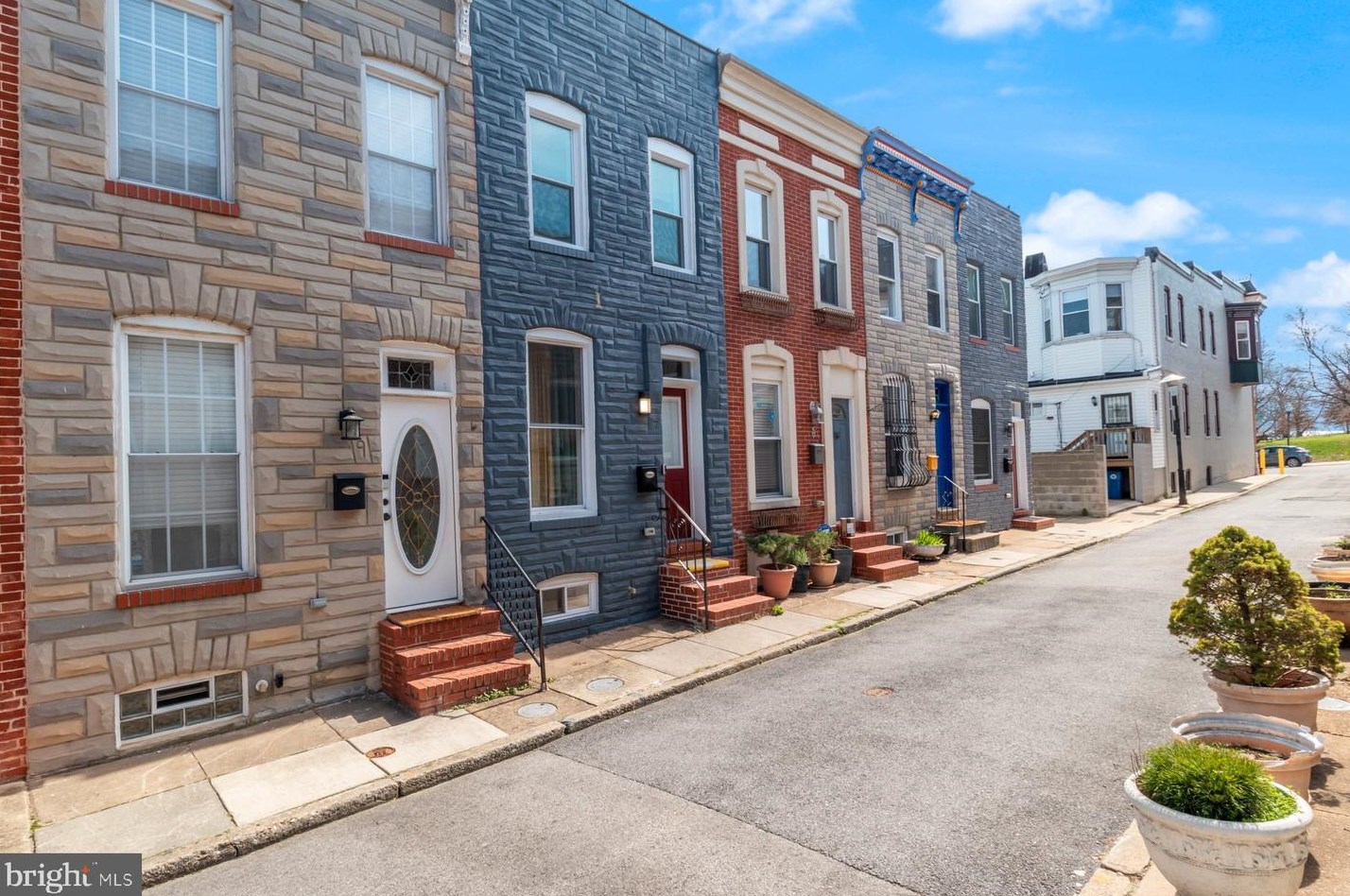 9 Rose St, Baltimore MD  21224-1151 exterior