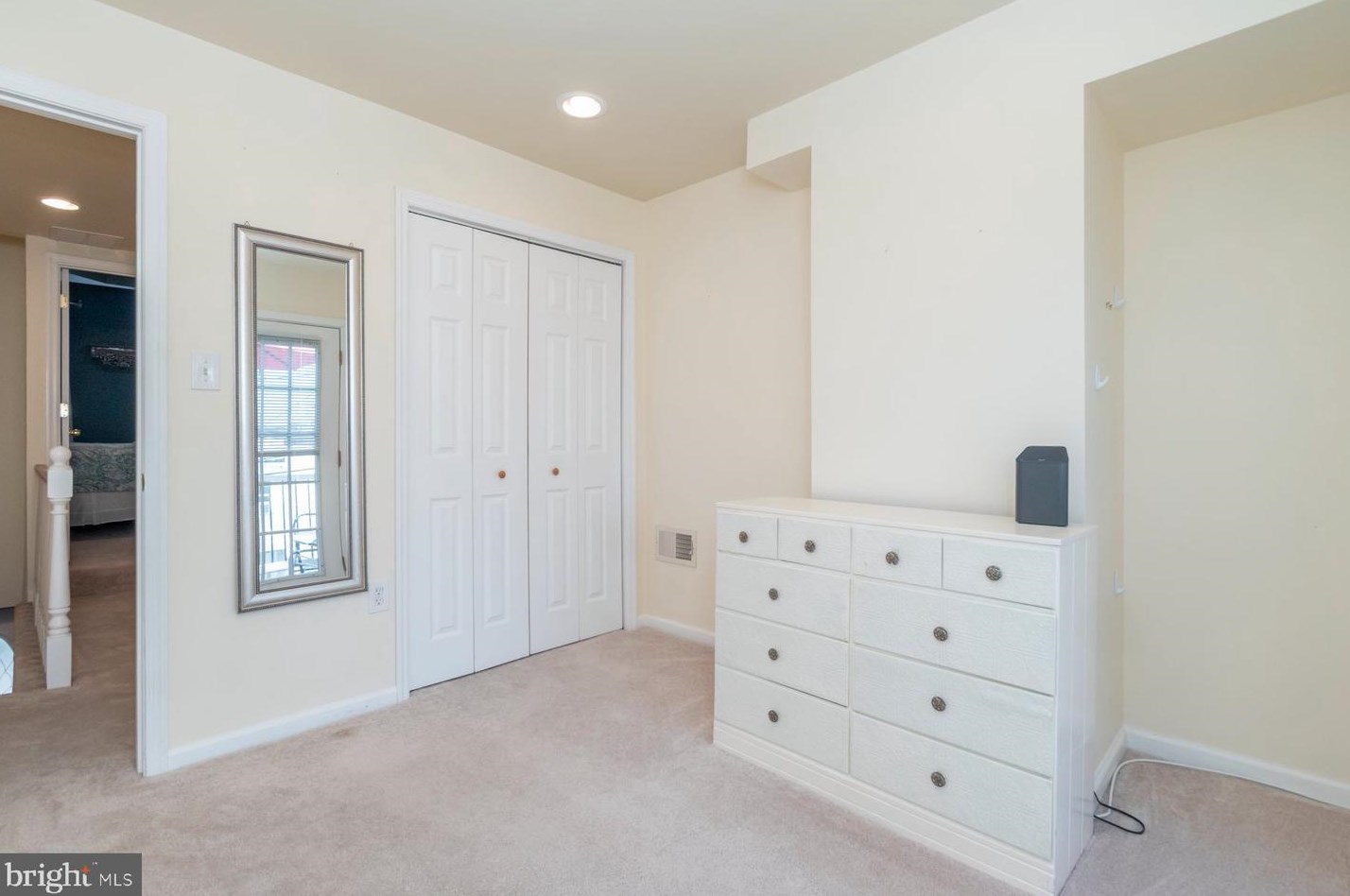 9 Rose St, Baltimore MD  21224-1151 exterior